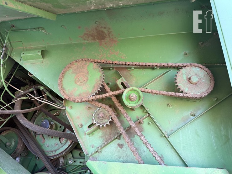 1983-john-deere-8820-image-40