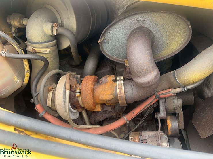 new-holland-b95-image-20