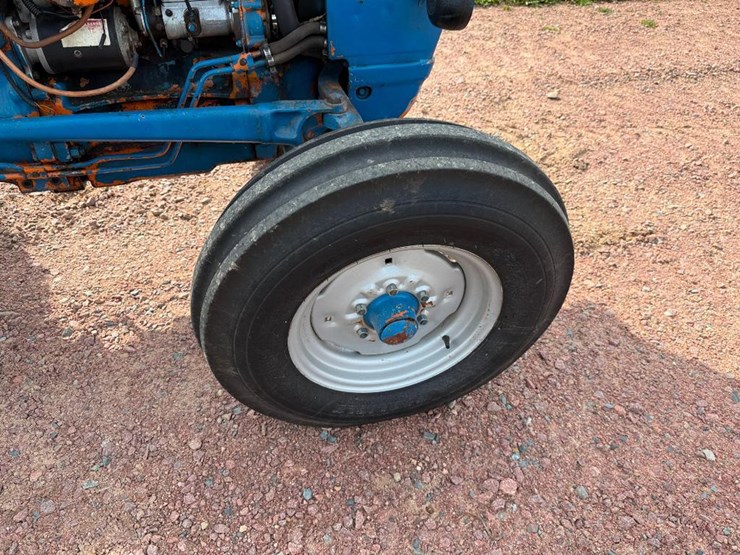 ford-3600-image-9