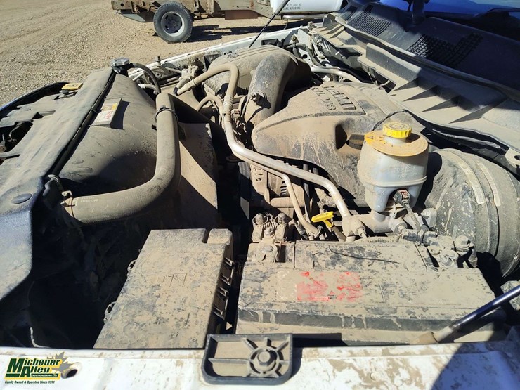 2014-dodge-1500-image-26