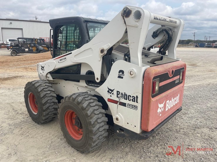 2011-bobcat-s850-image-5