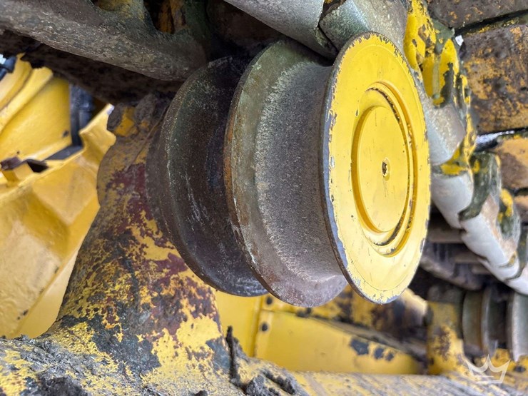 2023-komatsu-d61pxi-24-image-32