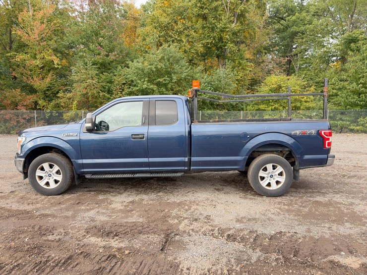 2019-ford-f150-xlt-image-2