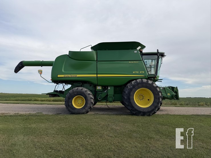 2011-john-deere-9770-sts-image-4