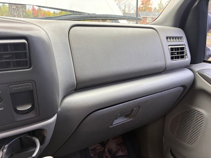 2003-ford-f350-image-68