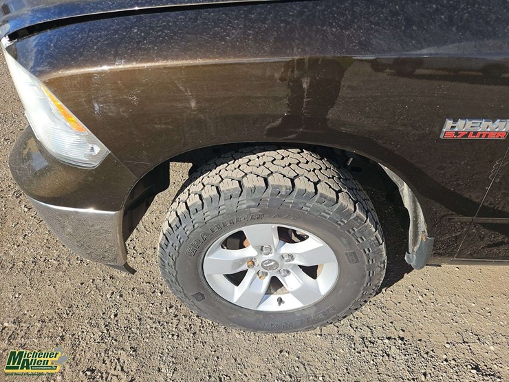 2013-dodge-1500-image-9