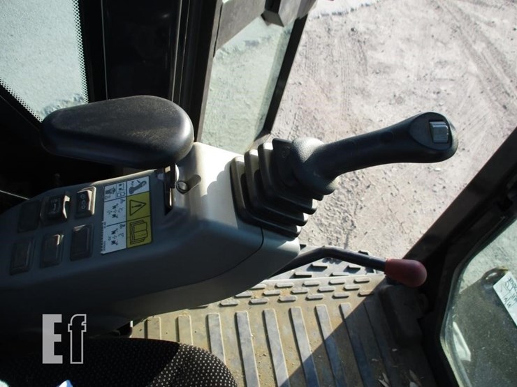 2022-bobcat-e60-image-12