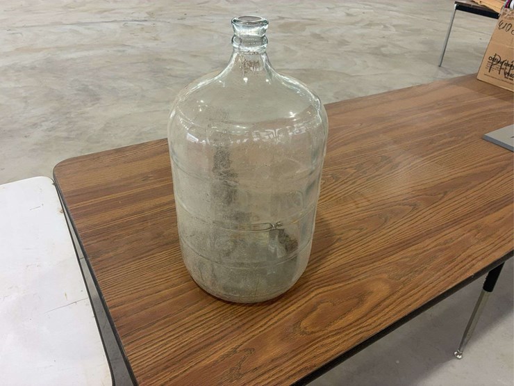 5-gallon-glass-bottle-image-2