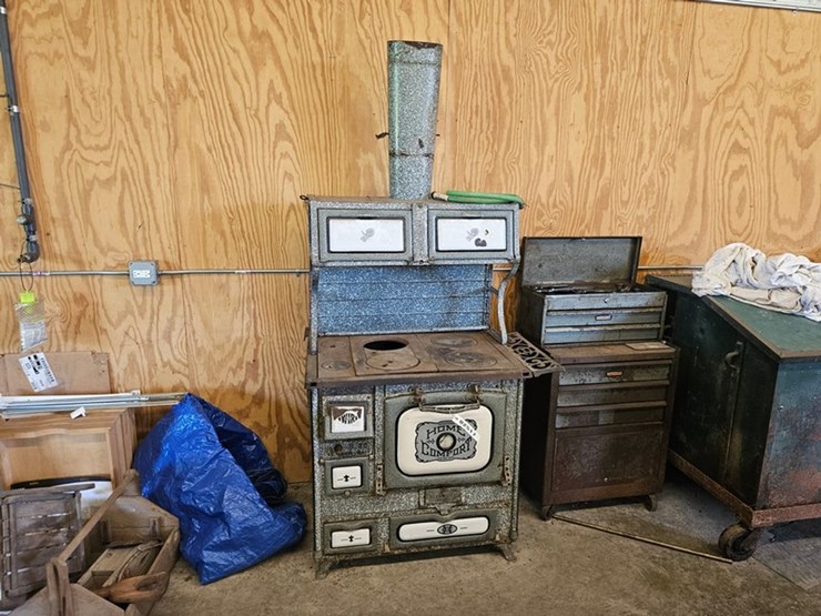 #2517-•-wrought-iron-range-co.-b30-antique-stove-image-1