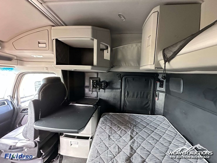 kenworth-t880-image-27