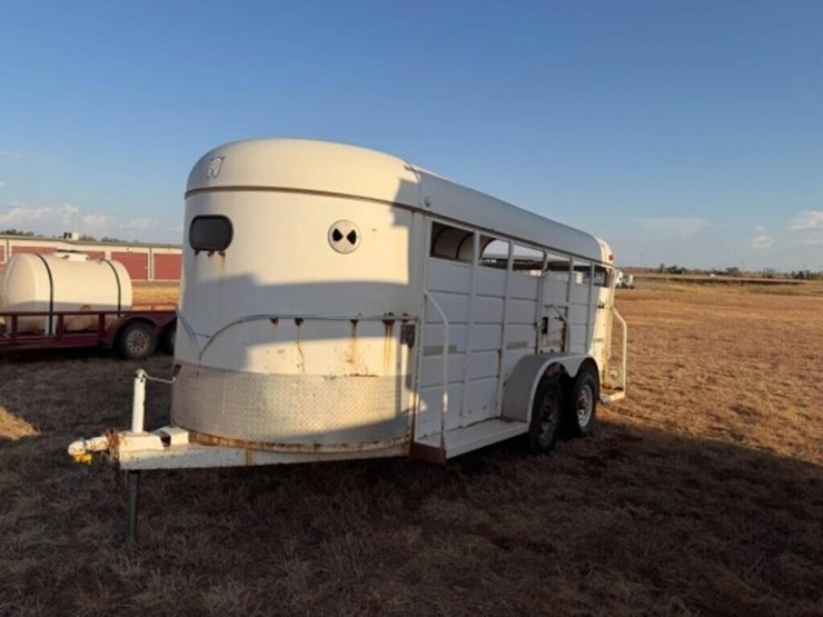 2017-w-w-livestock-trailer-image-1