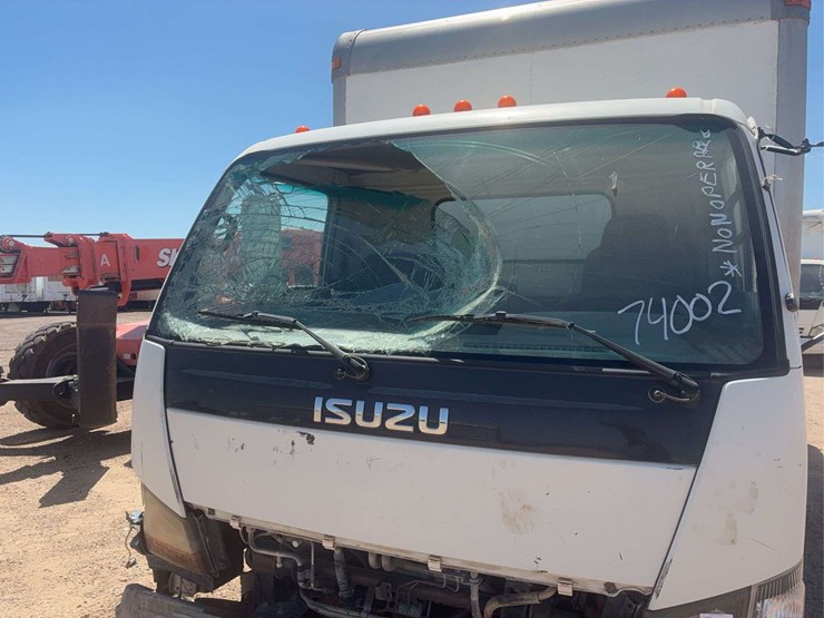2006-isuzu-nqr-image-9