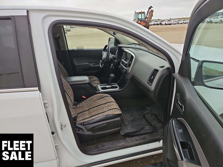2018-chevrolet-colorado-image-17