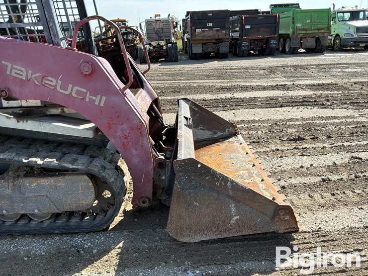 2014-takeuchi-tl10-image-15