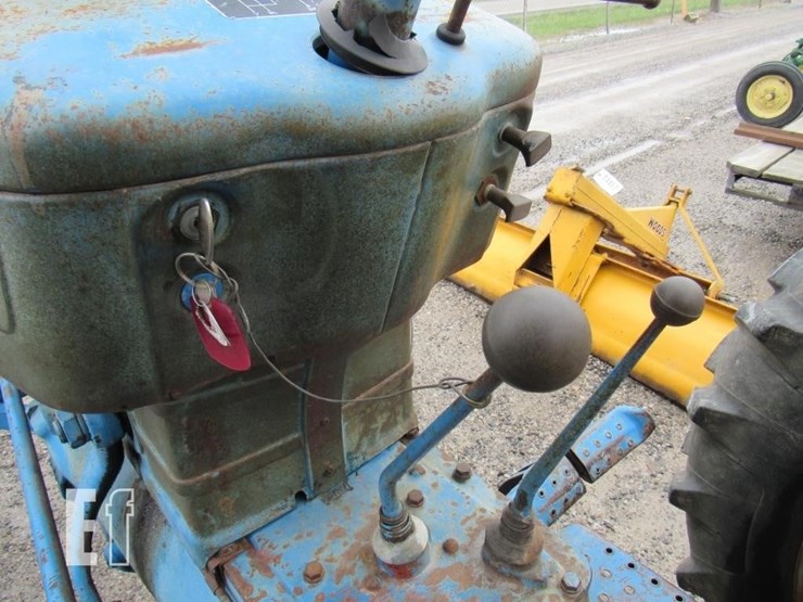 1968-ford-5000-image-24