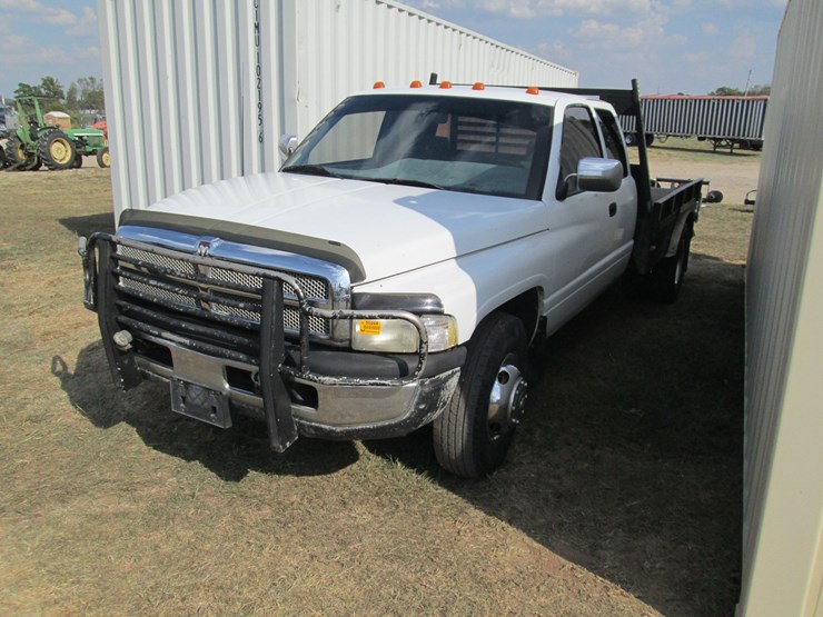 1997-dodge-ram-3500-image-1