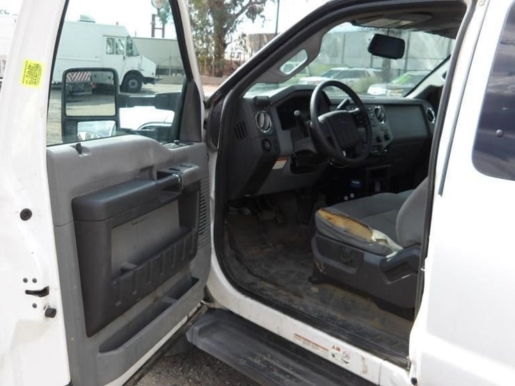 2015-ford-f450-image-32