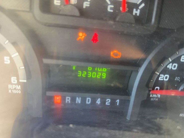 2017-ford-e450-image-28