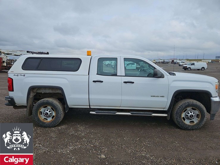2015-gmc-sierra-2500hd-image-7