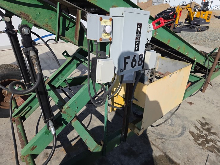 #5660-•-22'-elevated-electric-conveyor-image-18