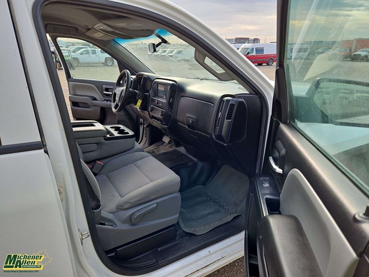 2017-gmc-sierra-1500-image-15