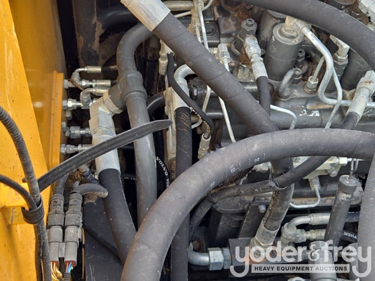 2021-volvo-ec200el-image-50