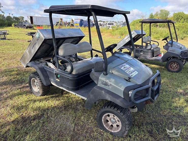 2023-club-car-carryall-1500-4x4-diesel-utility-cart-image-2