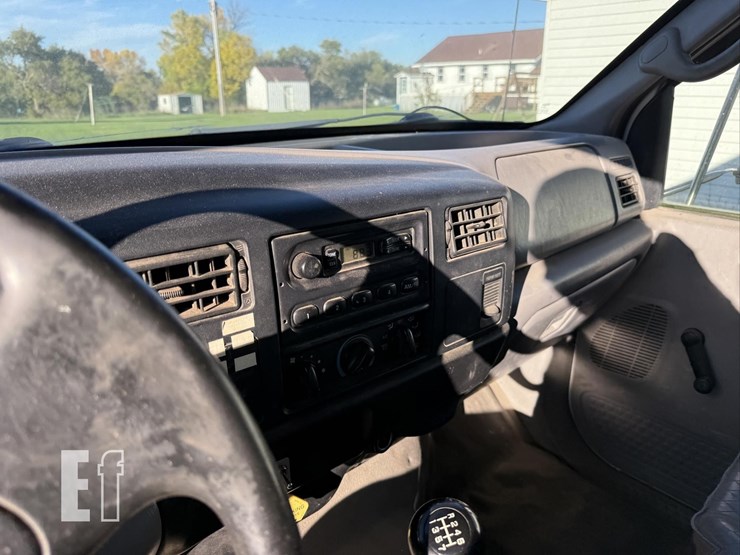 2000-ford-f750-sd-image-39