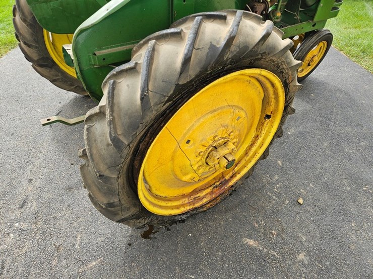 john-deere-h-image-36