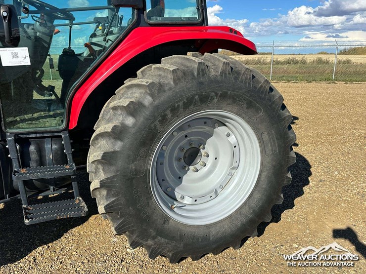 2013-massey-ferguson-4610-image-32
