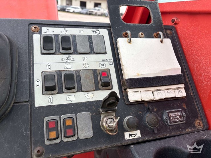 skyjack-sj1256ths-image-8