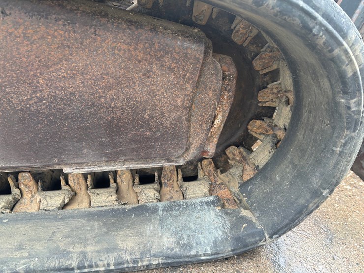 2015-bobcat-t770-image-69