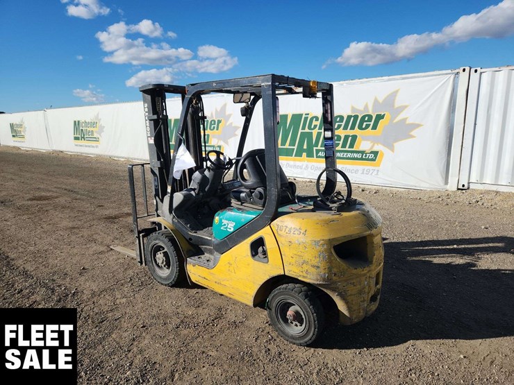 2008-komatsu-fg25t-16-image-3