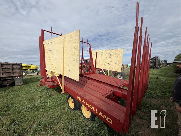 new-holland-1033-image-7