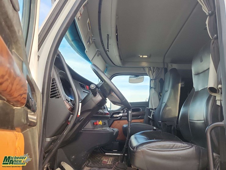 kenworth-t880-image-23