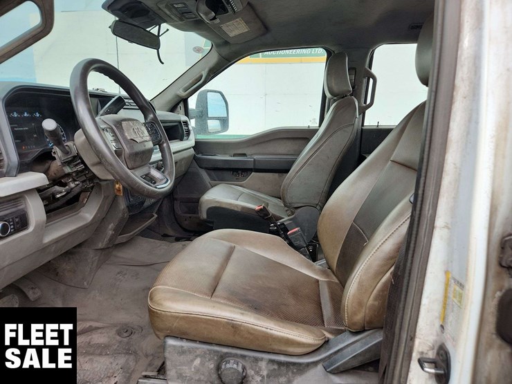 2023-ford-f350-image-12