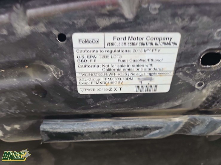 2015-ford-explorer-limited-image-38