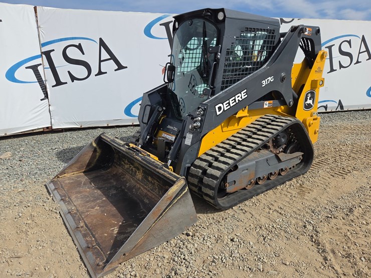 deere-317g-image-1