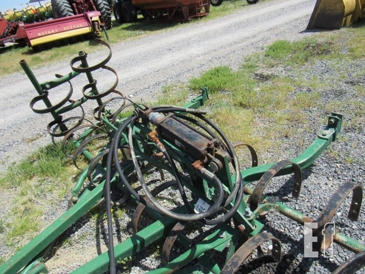 john-deere-7000-image-2