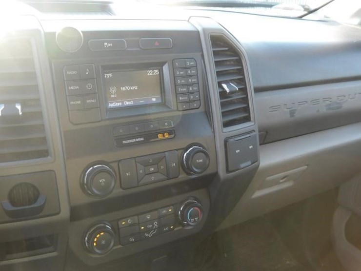 2019-ford-f250-image-18
