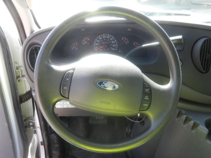 2003-utility-van-image-20