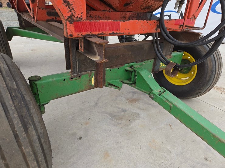 john-deere-1065a-image-12