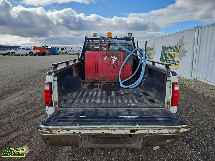2013-ford-f250-image-15