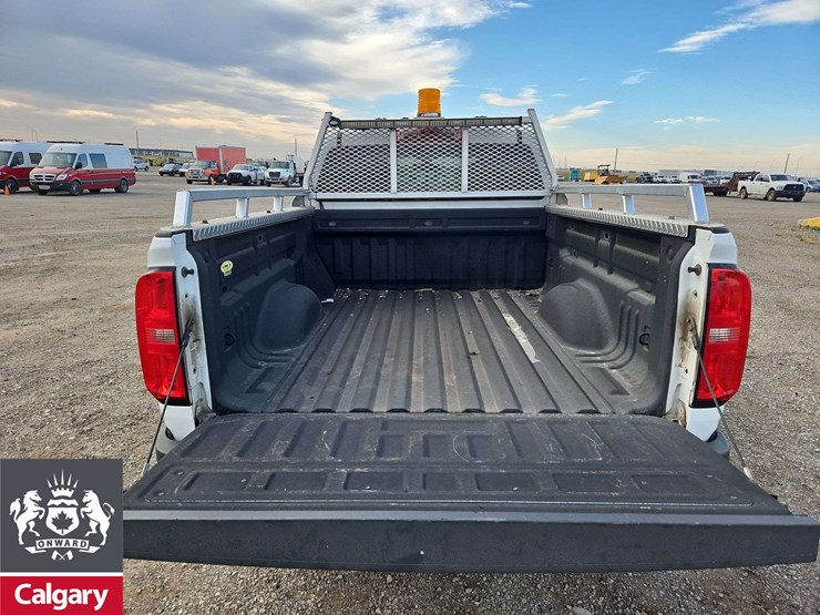2015-chevrolet-colorado-image-17