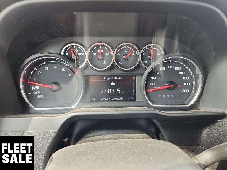 2022-chevrolet-silverado-1500-image-19