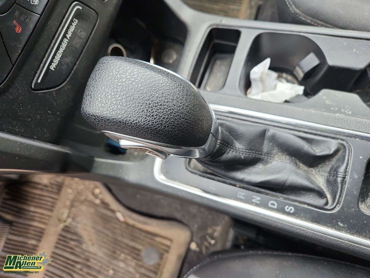 2019-ford-escape-se-image-15
