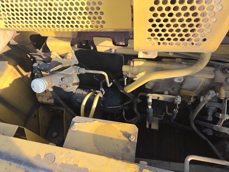 caterpillar-330b-image-28