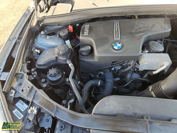 2012-bmw-x1-image-35