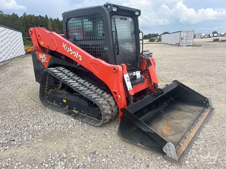 2023-kubota-svl97-2-image-36