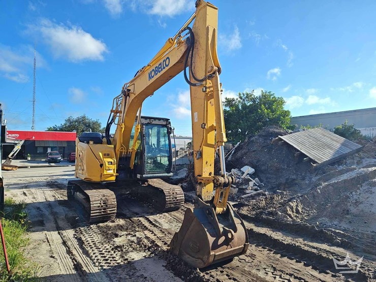 2023-kobelco-sk140sr-lc-7-image-2